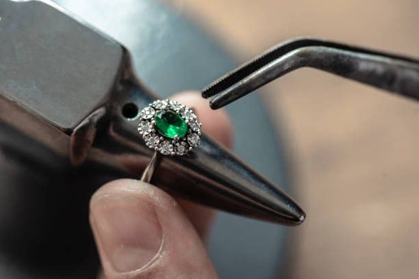 bijoux précieux.jpeg